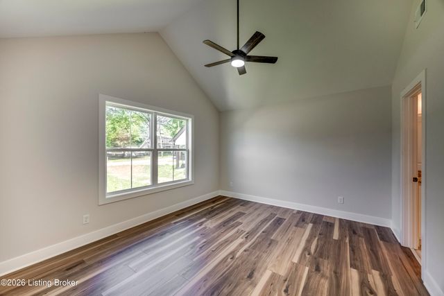 107 N Kennett Ave, Bardstown, KY 40004