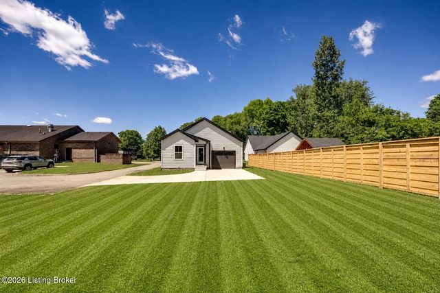 107 N Kennett Ave, Bardstown, KY 40004