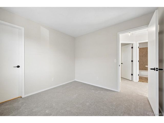 639 Walden Ct, Highlands Ranch, CO 80126