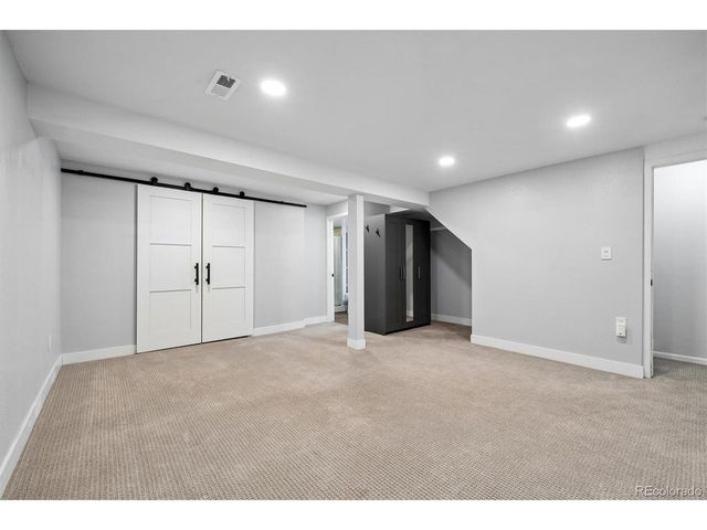 639 Walden Ct, Highlands Ranch, CO 80126