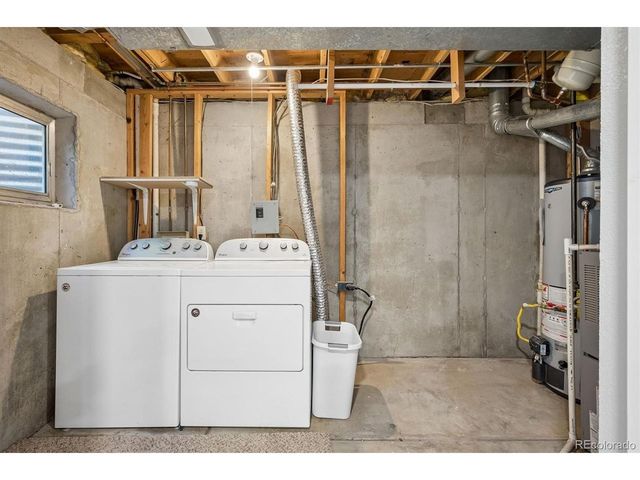 639 Walden Ct, Highlands Ranch, CO 80126
