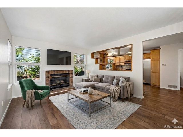 639 Walden Ct, Highlands Ranch, CO 80126