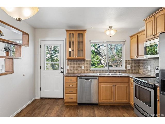639 Walden Ct, Highlands Ranch, CO 80126