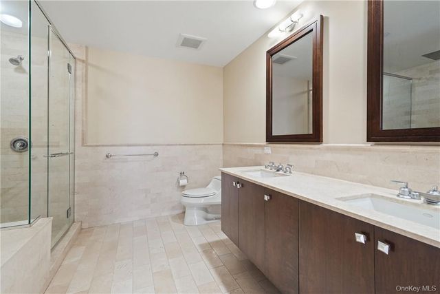 1 Renaissance Square 21E, White Plains, NY 10601