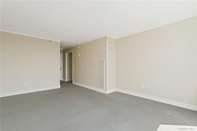 1 Renaissance Square 21E, White Plains, NY 10601