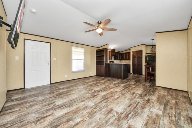 597 County Road 3406, Cleveland, TX 77327