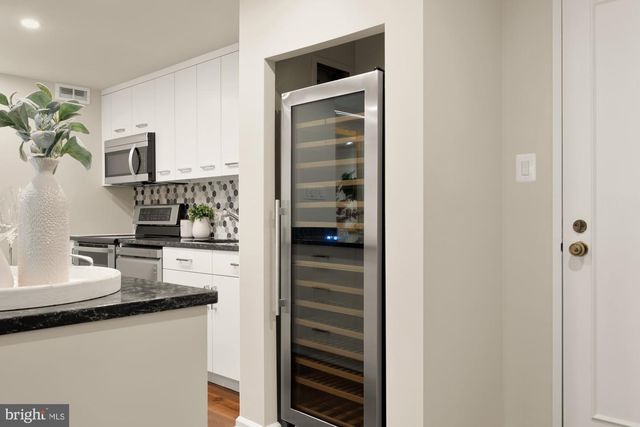 2555 PENNSYLVANIA AVE NW #617 & 618, Washington, DC 20037