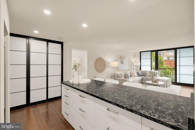 2555 PENNSYLVANIA AVE NW #617 & 618, Washington, DC 20037