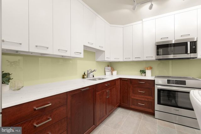 2555 PENNSYLVANIA AVE NW #617 & 618, Washington, DC 20037