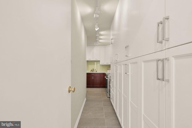 2555 PENNSYLVANIA AVE NW #617 & 618, Washington, DC 20037