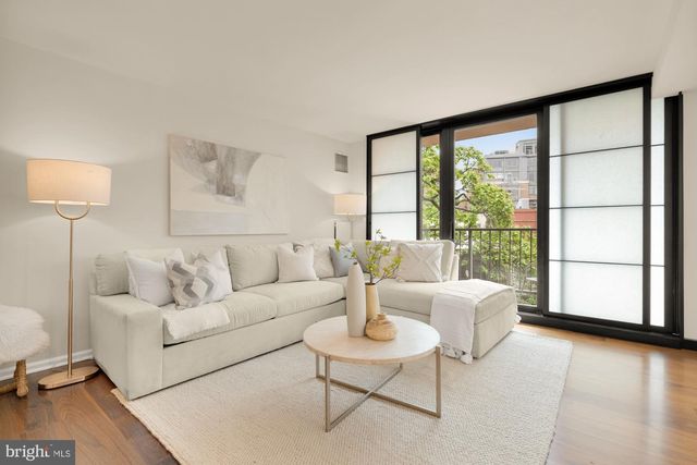 2555 PENNSYLVANIA AVE NW #617 & 618, Washington, DC 20037