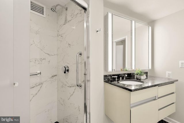 2555 PENNSYLVANIA AVE NW #617 & 618, Washington, DC 20037