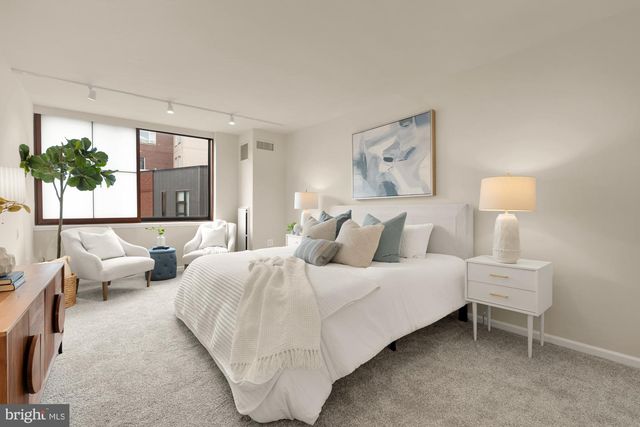 2555 PENNSYLVANIA AVE NW #617 & 618, Washington, DC 20037