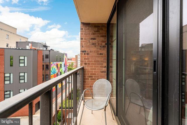 2555 PENNSYLVANIA AVE NW #617 & 618, Washington, DC 20037