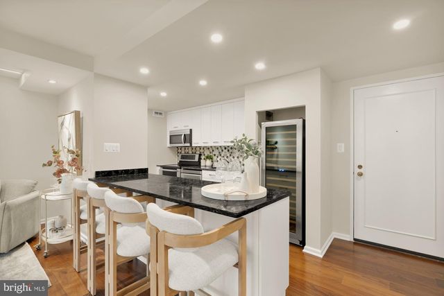 2555 PENNSYLVANIA AVE NW #617 & 618, Washington, DC 20037