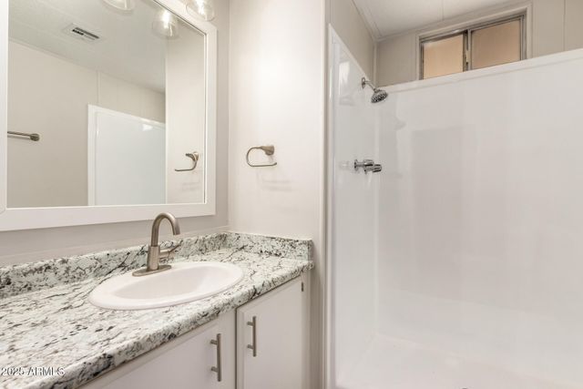 2650 W UNION HILLS Drive 16, Phoenix, AZ 85027