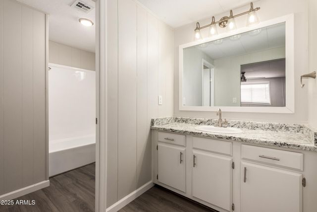 2650 W UNION HILLS Drive 16, Phoenix, AZ 85027