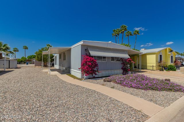 2650 W UNION HILLS Drive 16, Phoenix, AZ 85027