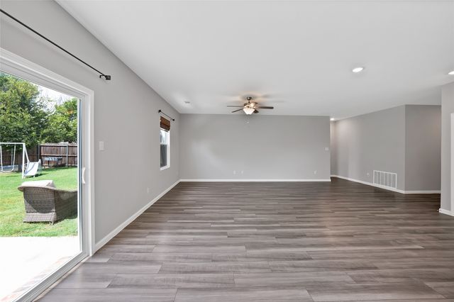 1433 Ancer Way, Fort Worth, TX 76052