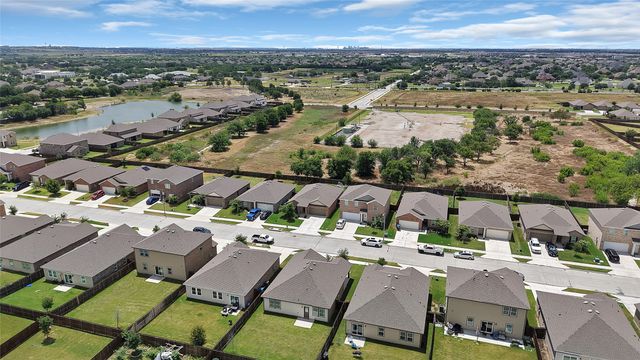 1433 Ancer Way, Fort Worth, TX 76052
