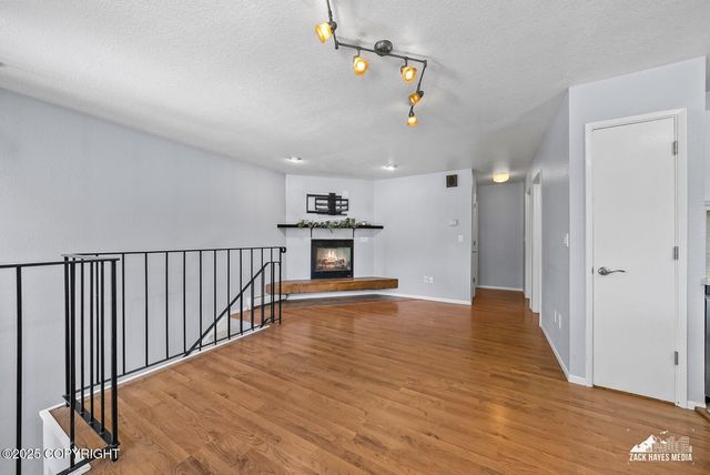 2062 Stonegate Circle, Anchorage, AK 99515