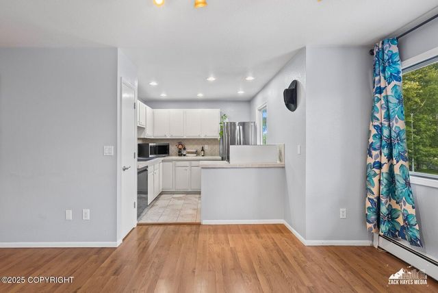 2062 Stonegate Circle, Anchorage, AK 99515