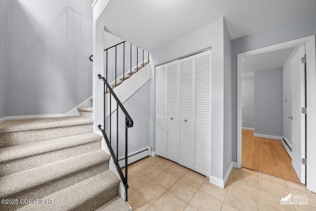 2062 Stonegate Circle, Anchorage, AK 99515