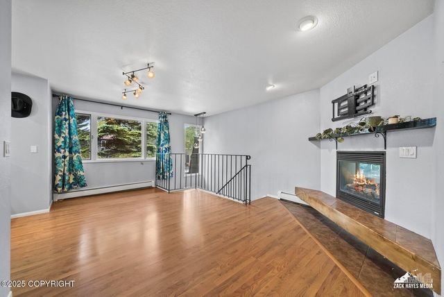 2062 Stonegate Circle, Anchorage, AK 99515