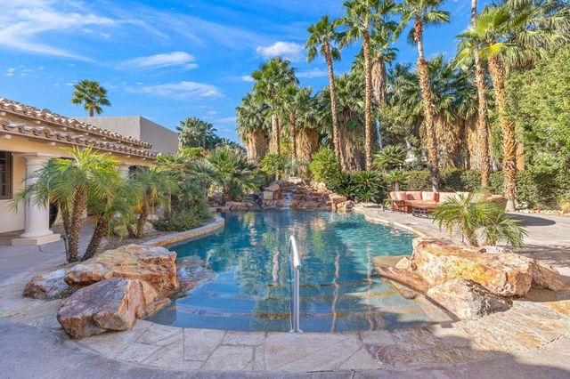 72825 Carriage Trail, Palm Desert, CA 92260
