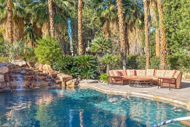 72825 Carriage Trail, Palm Desert, CA 92260