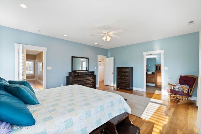 232 Grandview Drive, Sneads Ferry, NC 28460