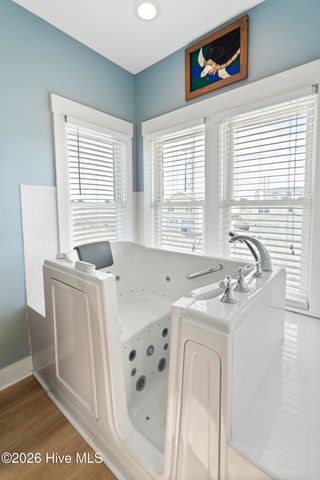 232 Grandview Drive, Sneads Ferry, NC 28460