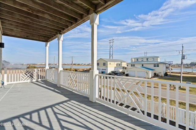 232 Grandview Drive, Sneads Ferry, NC 28460