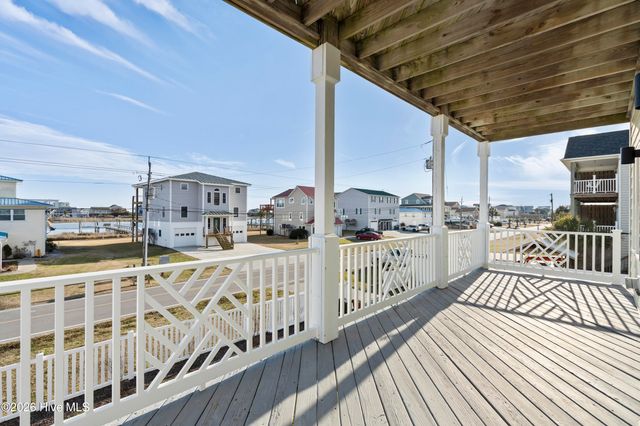 232 Grandview Drive, Sneads Ferry, NC 28460