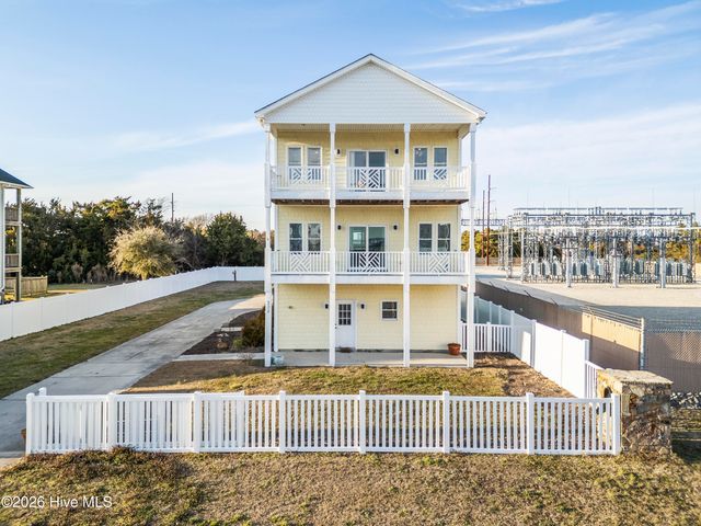 232 Grandview Drive, Sneads Ferry, NC 28460