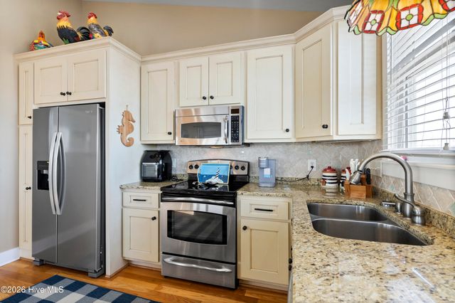 232 Grandview Drive, Sneads Ferry, NC 28460