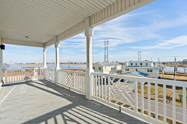 232 Grandview Drive, Sneads Ferry, NC 28460