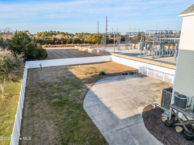 232 Grandview Drive, Sneads Ferry, NC 28460