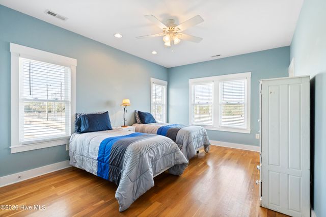 232 Grandview Drive, Sneads Ferry, NC 28460