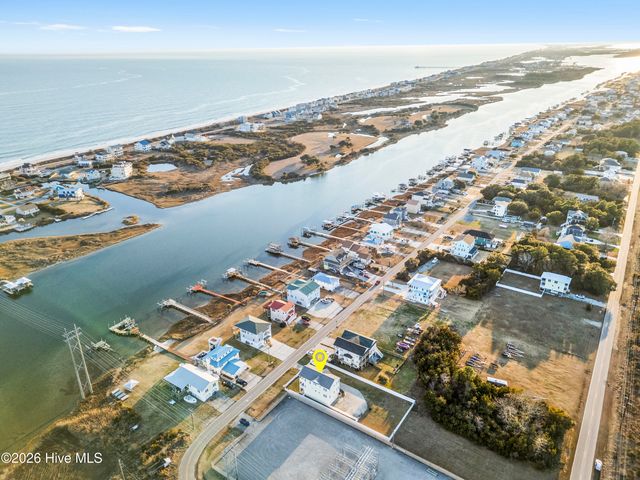 232 Grandview Drive, Sneads Ferry, NC 28460