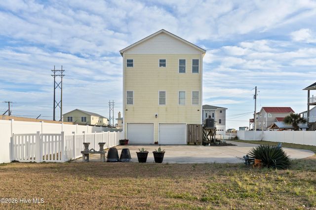 232 Grandview Drive, Sneads Ferry, NC 28460