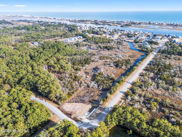 232 Grandview Drive, Sneads Ferry, NC 28460