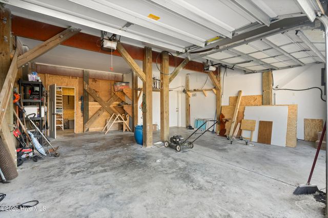 232 Grandview Drive, Sneads Ferry, NC 28460