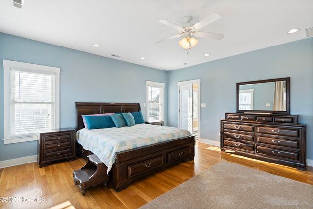 232 Grandview Drive, Sneads Ferry, NC 28460