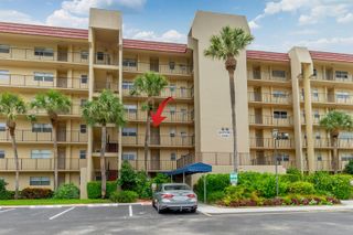 3661 Via Poinciana 211, Lake Worth, FL 33467