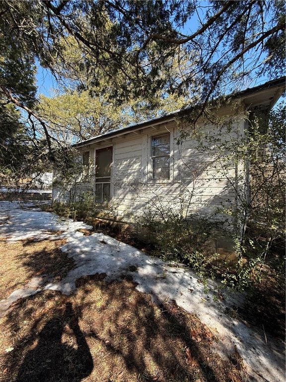 576 NE State Hwy 393, Delaware, AR 72835