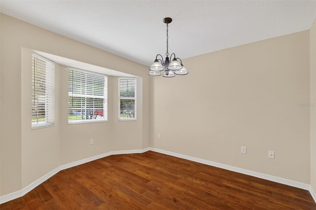 Image 17 of property listing at 2721 BAY LAGOON WAY, Tavares, FL 32778