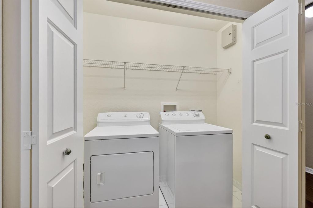 Image 40 of property listing at 2721 BAY LAGOON WAY, Tavares, FL 32778