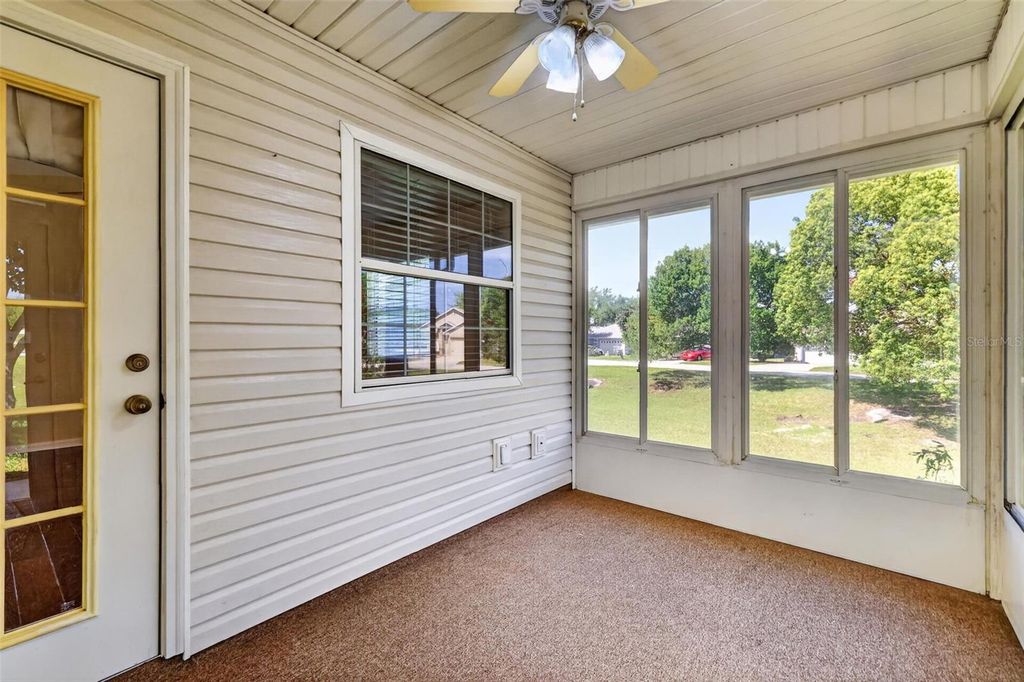 Image 45 of property listing at 2721 BAY LAGOON WAY, Tavares, FL 32778