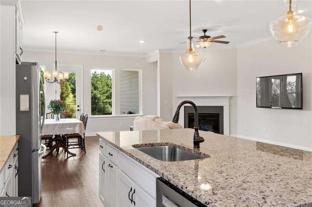 6853 River Rock Drive, Flowery Branch, GA 30542